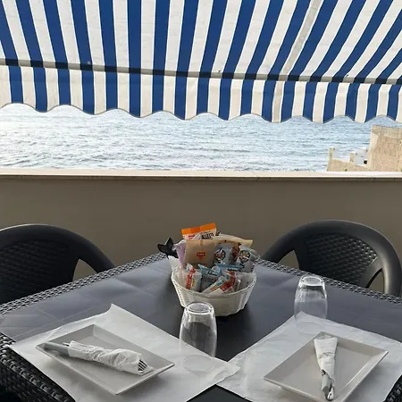 Bed and Breakfast Profumo Di Mare Porto Columbu - Perd'E Sali